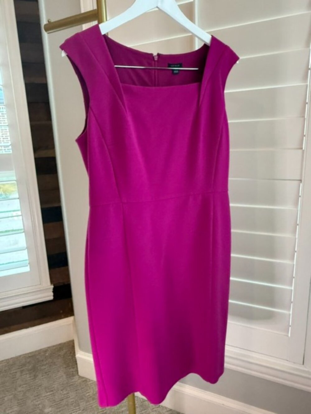 Ann Taylor Fuchsia Pink Sleeveless Sheath Dress Size 10